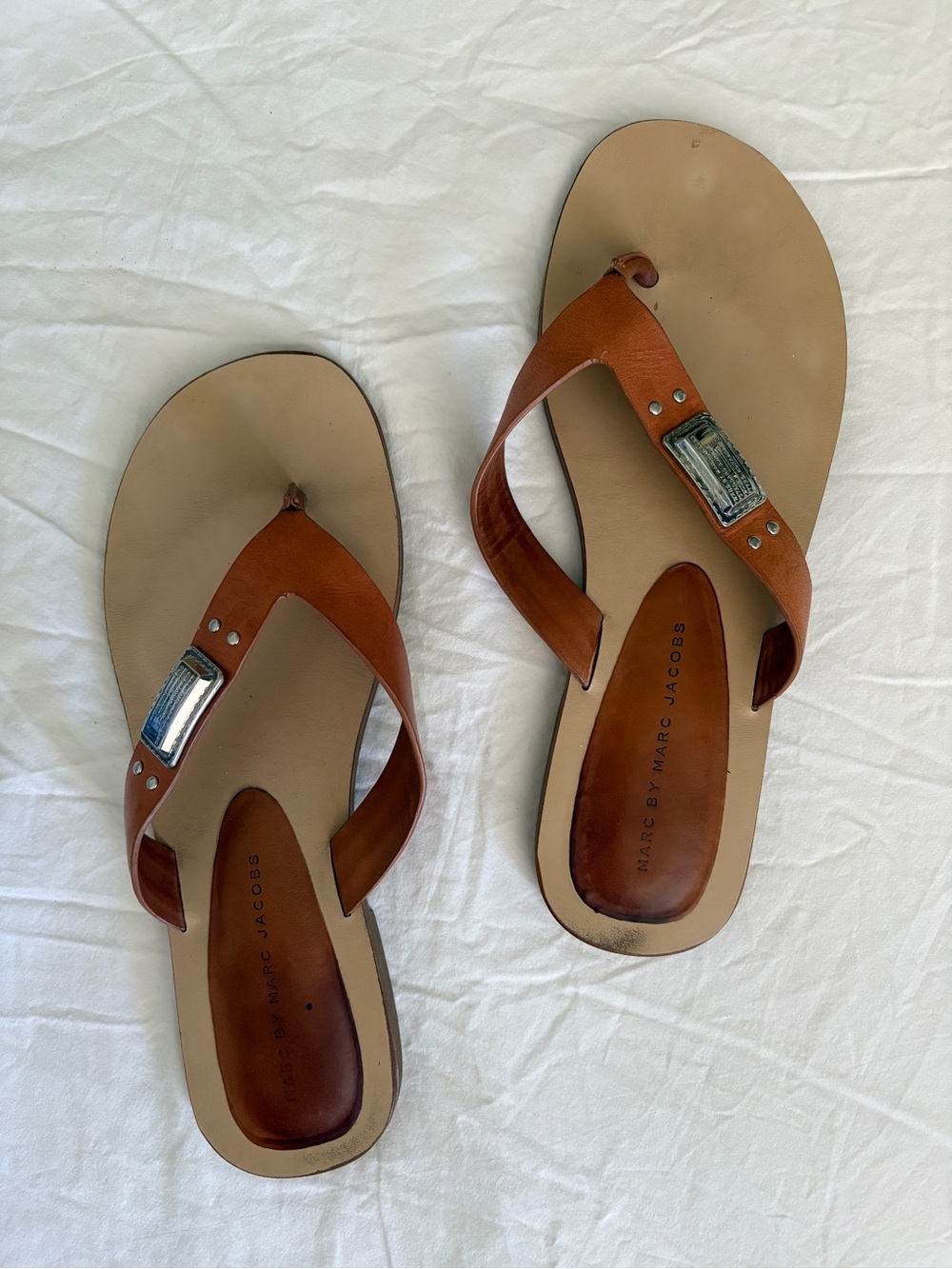 Marc by Marc Jacobs Tan Brown Leather Thong Sandals with Silver Accent